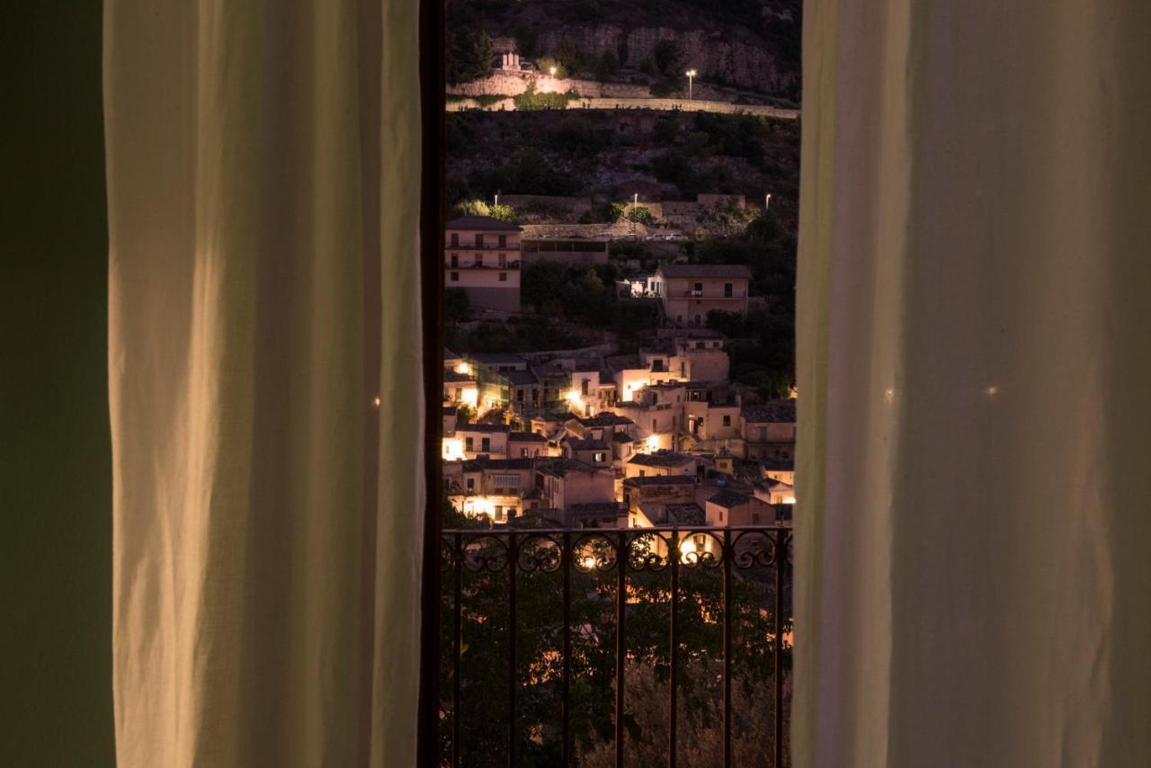 Bed and Breakfast Le Stanze Del Cioccolato à Modica Extérieur photo
