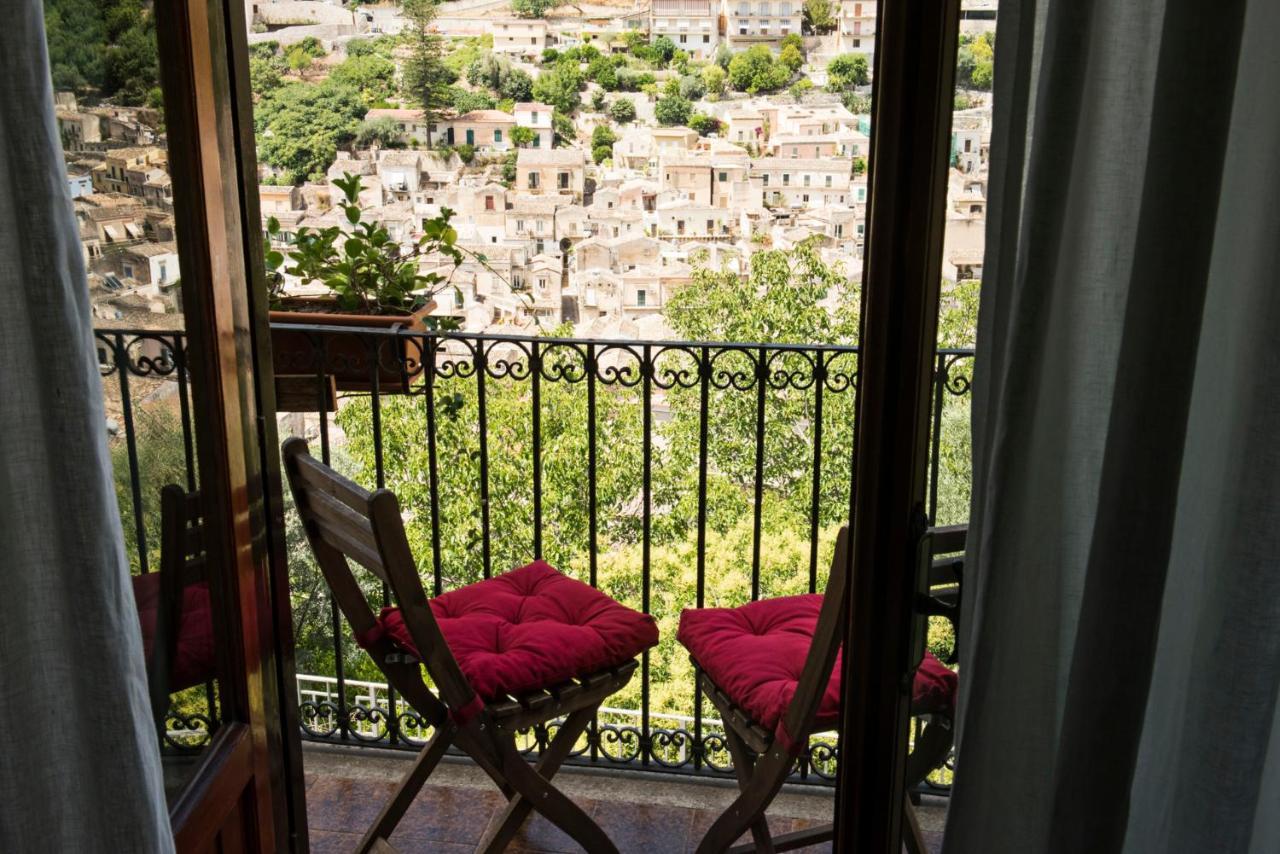 Bed and Breakfast Le Stanze Del Cioccolato à Modica Extérieur photo